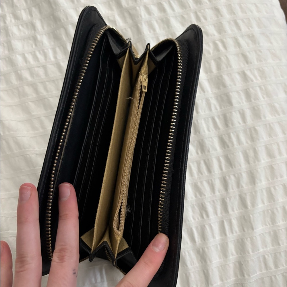 Kate Spade Wallet - Picture 3 of 3